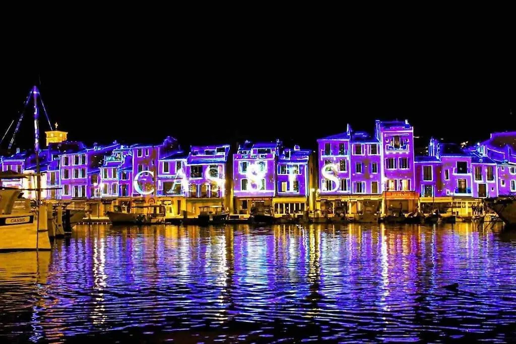 Apartment Appartement Vue Splendide Cassis-Classe 3 Etoiles